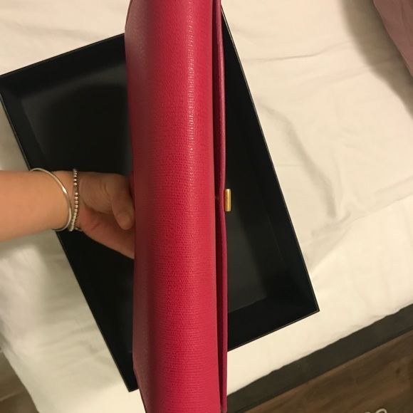 YSL Clutch - Picture 7 of 7